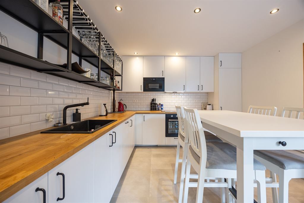 Ruime, gerenoveerde woning nabij centrum Werchter! foto 8