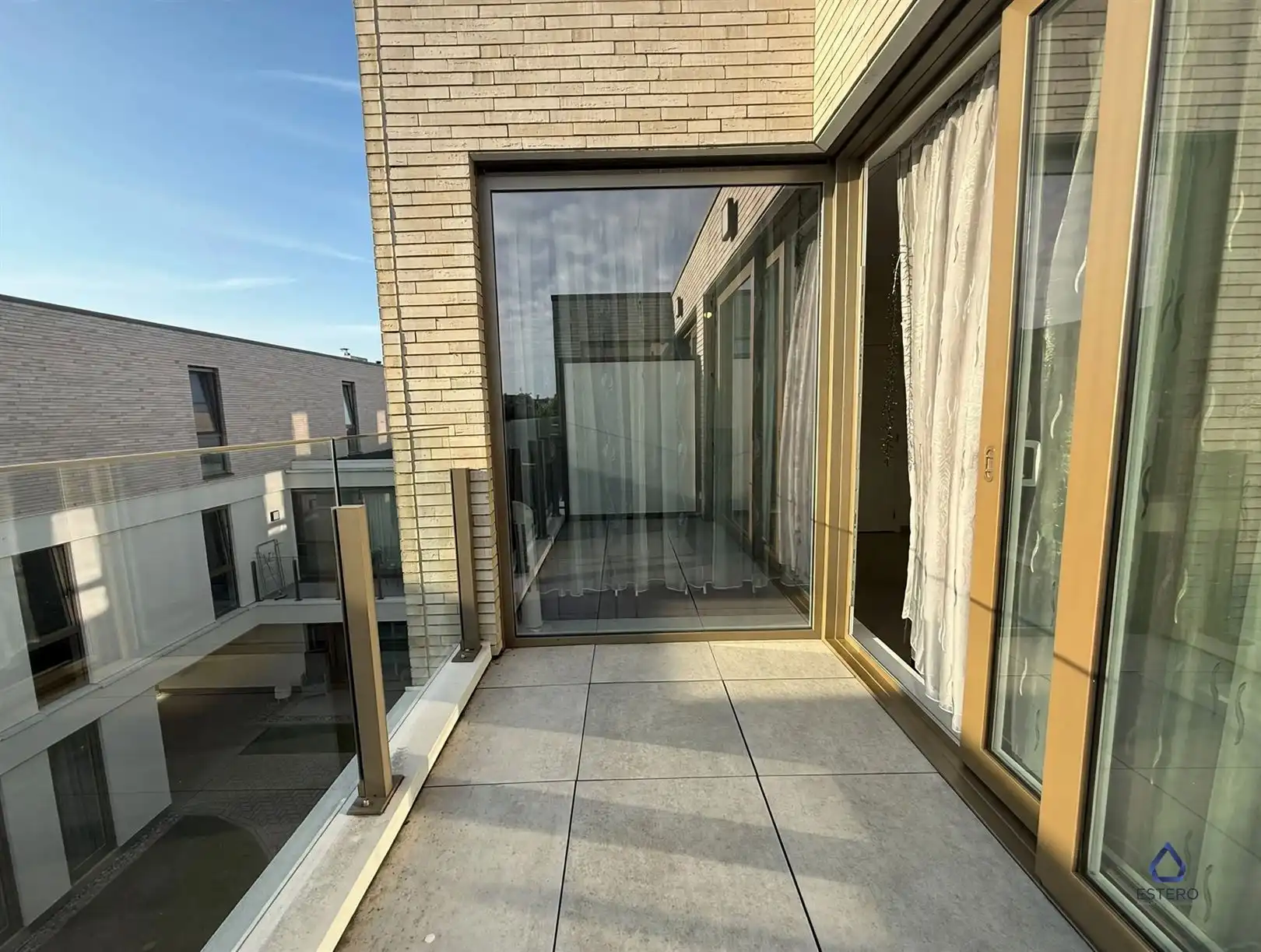 Rustig gelegen 1-slpk appartement met terras en parking foto 10