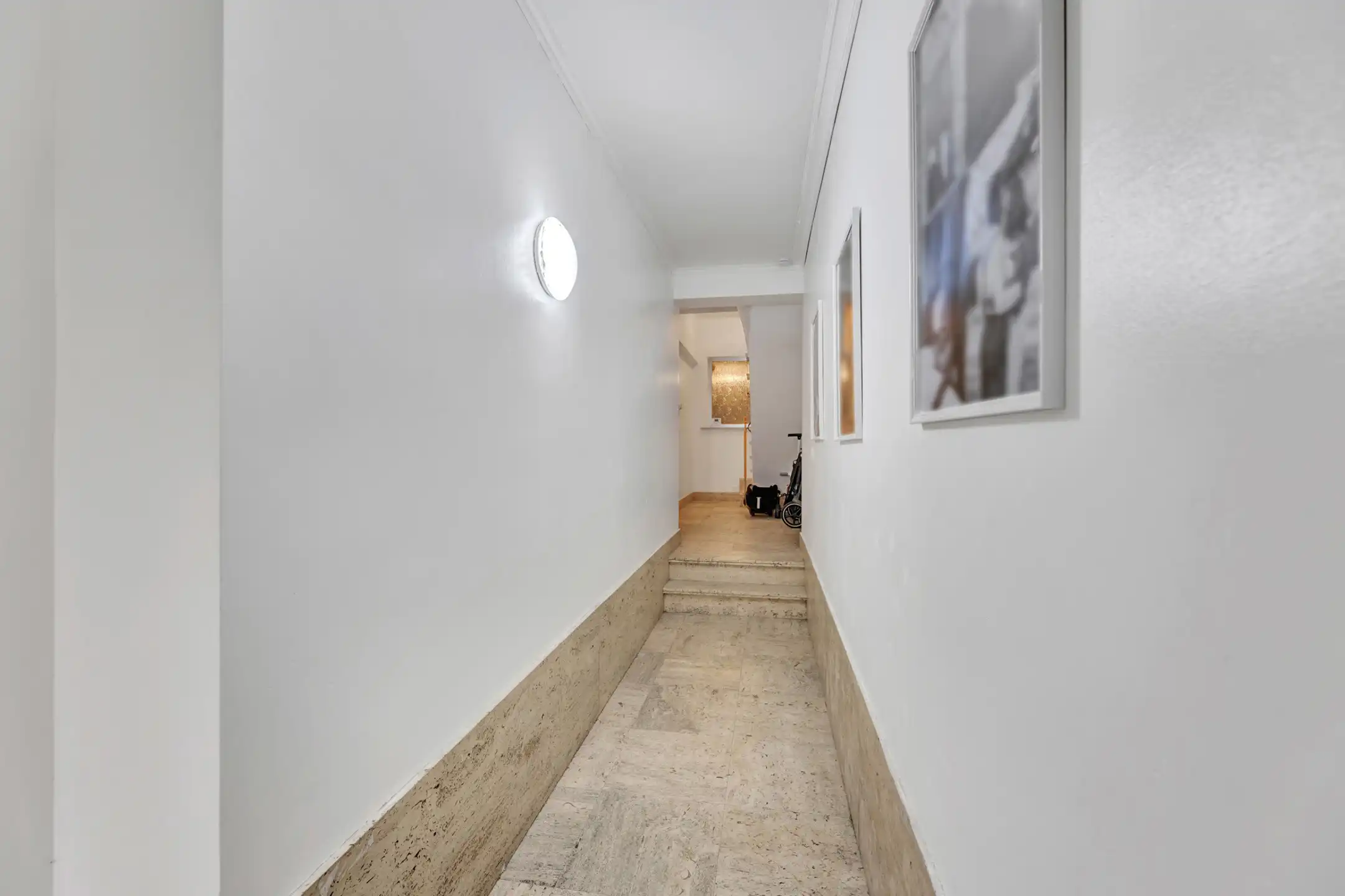 Instapklare woning met 2 slpks en garage te centrum Aalst foto 2