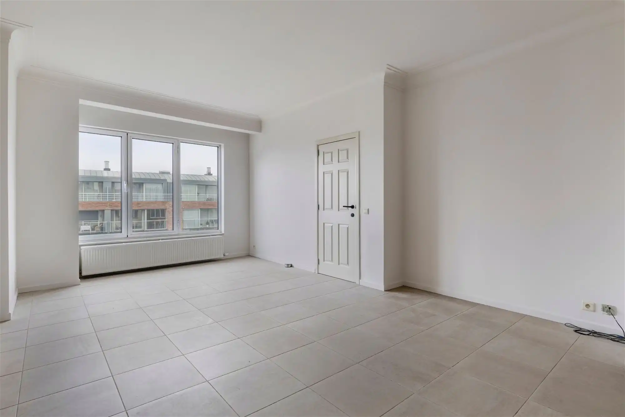 Instapklaar appartement met terras op centrale locatie foto 3