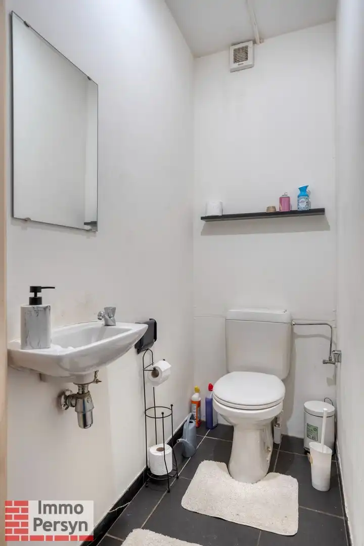 Licht en comfortabel 2-slaapkamerappartement op de 1e verdieping in kleinschalig hoekgebouw – Topligging aan station Aarschot foto 11