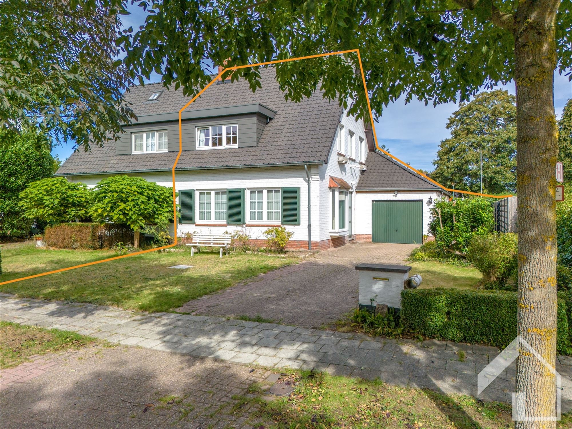 Charmant woonhuis met tuin op een rustige, centrale ligging in Brasschaat foto 2