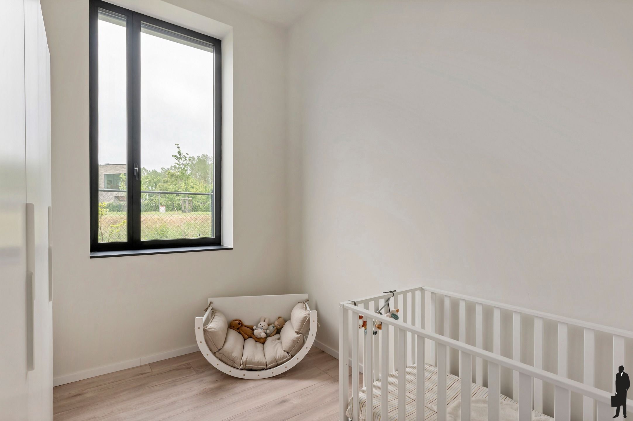 Exclusief BEN-gelijkvloers appartement (150 m²) met 3 slk’s, riante tuin (300 m²), kelder (60 m²) en prachtig uitzicht op natuurgebied. foto 11
