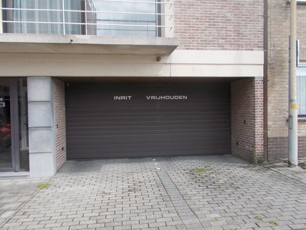 ()=>{if(producerUpdateValueVersion(node),producerAccessed(node),node.value===ERRORED)throw node.error;return node.value} Sint-Gerolflaan 64 - - 9880 Aalter