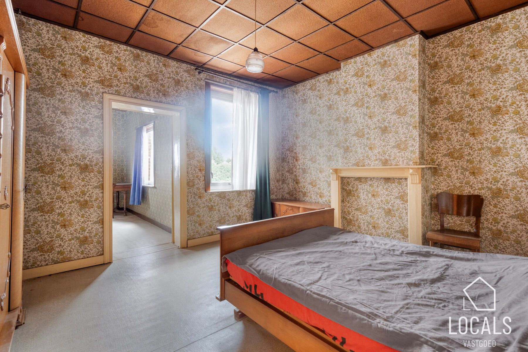 Goed gelegen HOB met tuin, garages, 3 slaapkamers en zolder foto 13