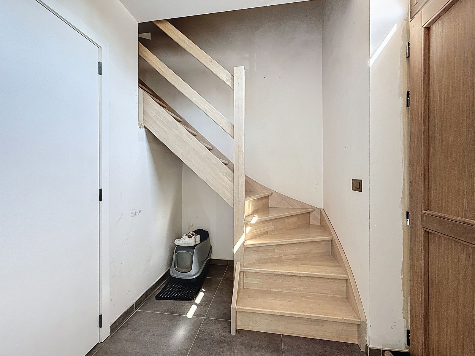 Instapklare HOB moderne woning van 2020 met EPC A foto 2
