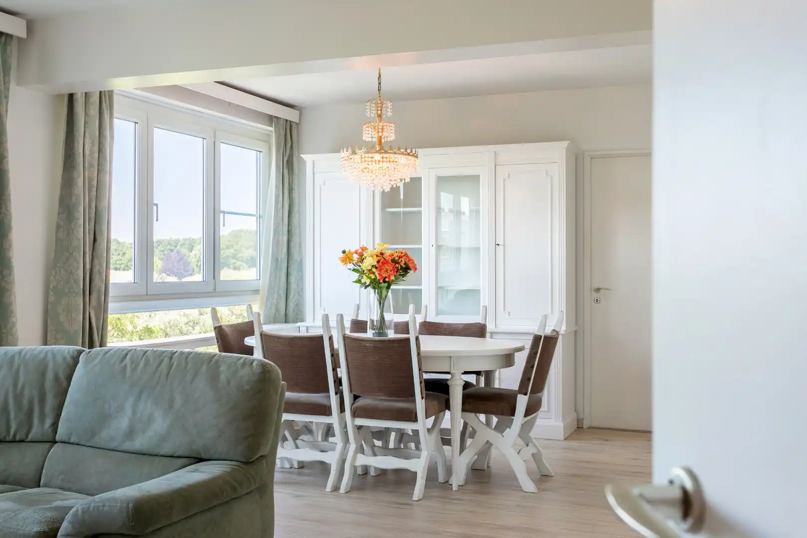 App (82m²) te koop in Breughelpark, met 2 slpks, ruim balkon en kelder foto 5