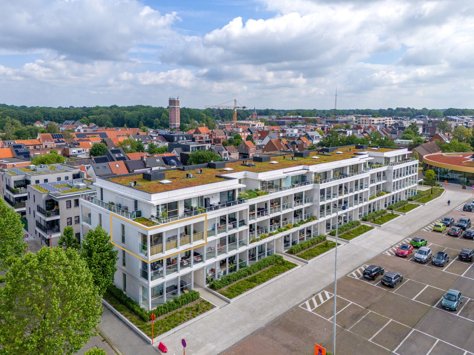 Instapklaar 1-slaapkamerappartement + parking op Marktplein foto 24