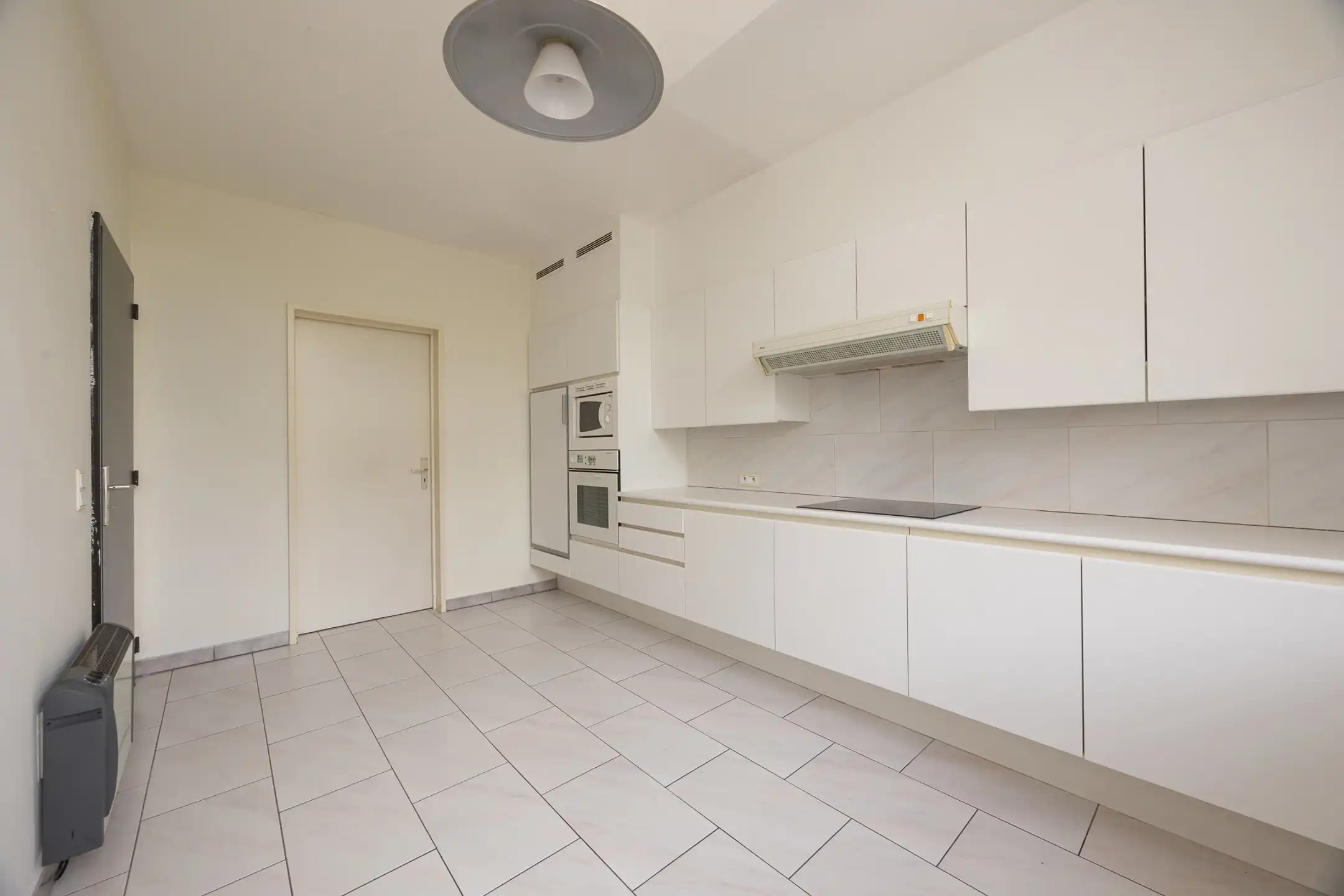 Lichtrijk en ruim appartement  120 m2 met zicht op groen foto 11