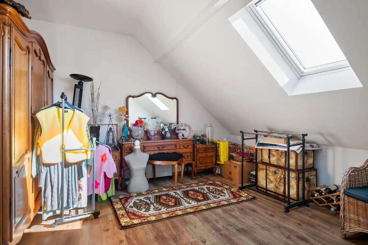 Instapklare woning met 4 slaapkamers, garage en tuin te Niel foto 14