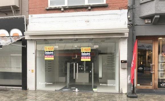 COMMERCIEEL PAND ZANDSTRAAT foto 3