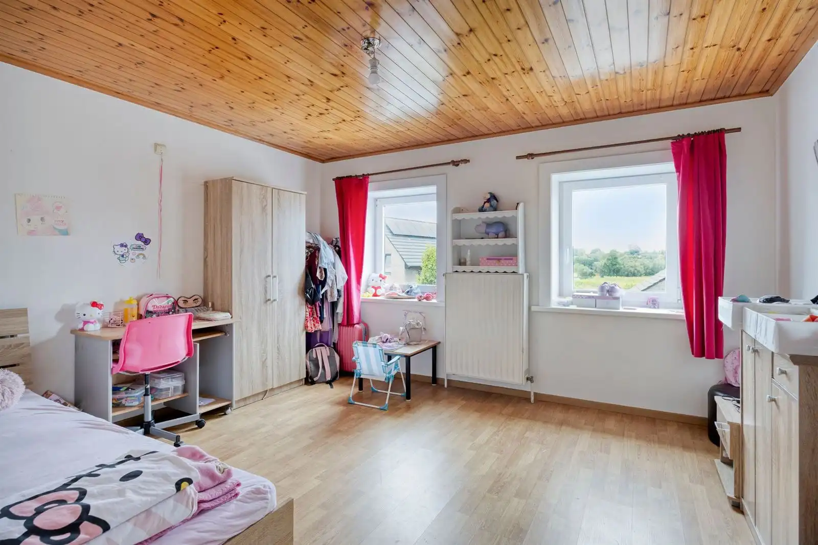 Ruim appartement met 4 slaapkamers te koop foto 16