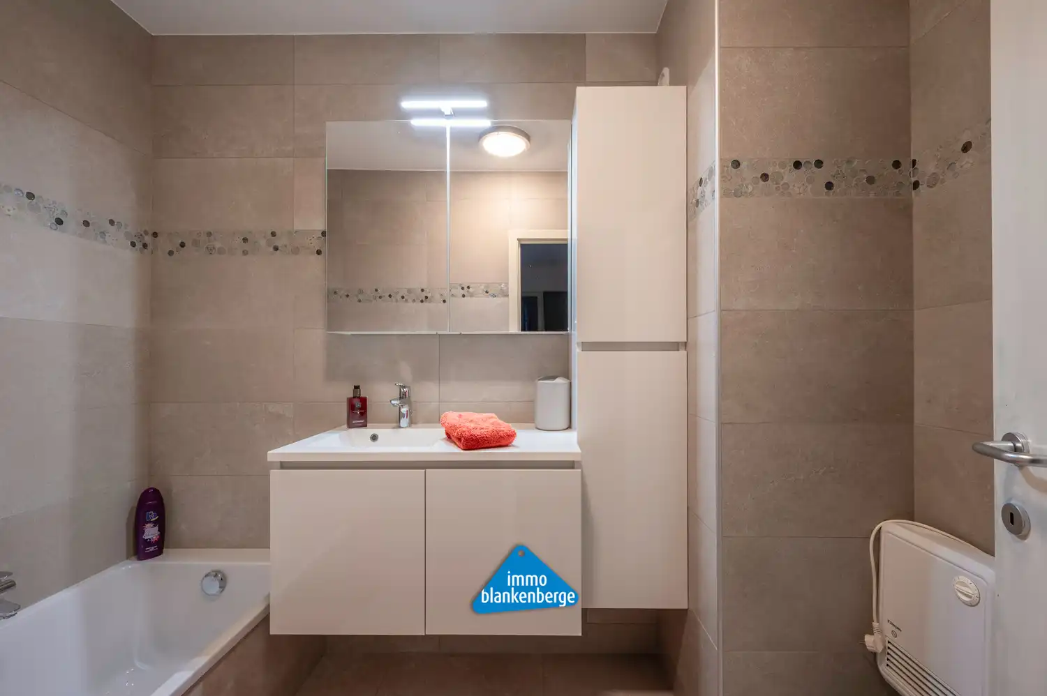 Instapklaar Gelijkvloers Appartement met 2 slaapkamers op een Topligging foto 12