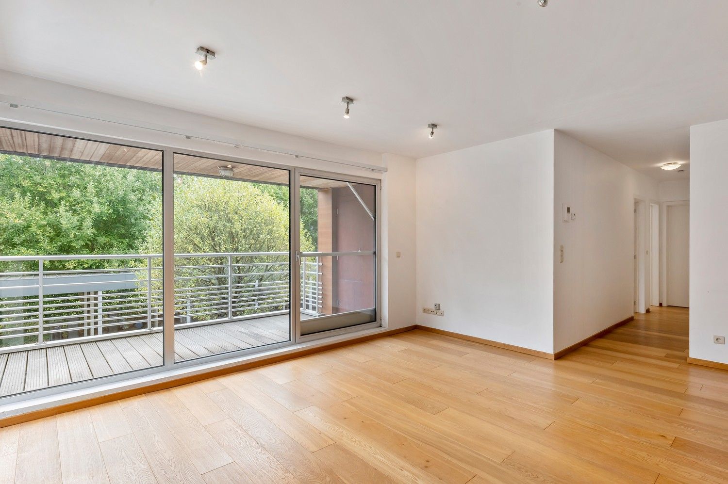 Instapklaar appartement met 2 slaapkamers en terras – centraal gelegen op de grens met Berlaar-Heikant. foto 8