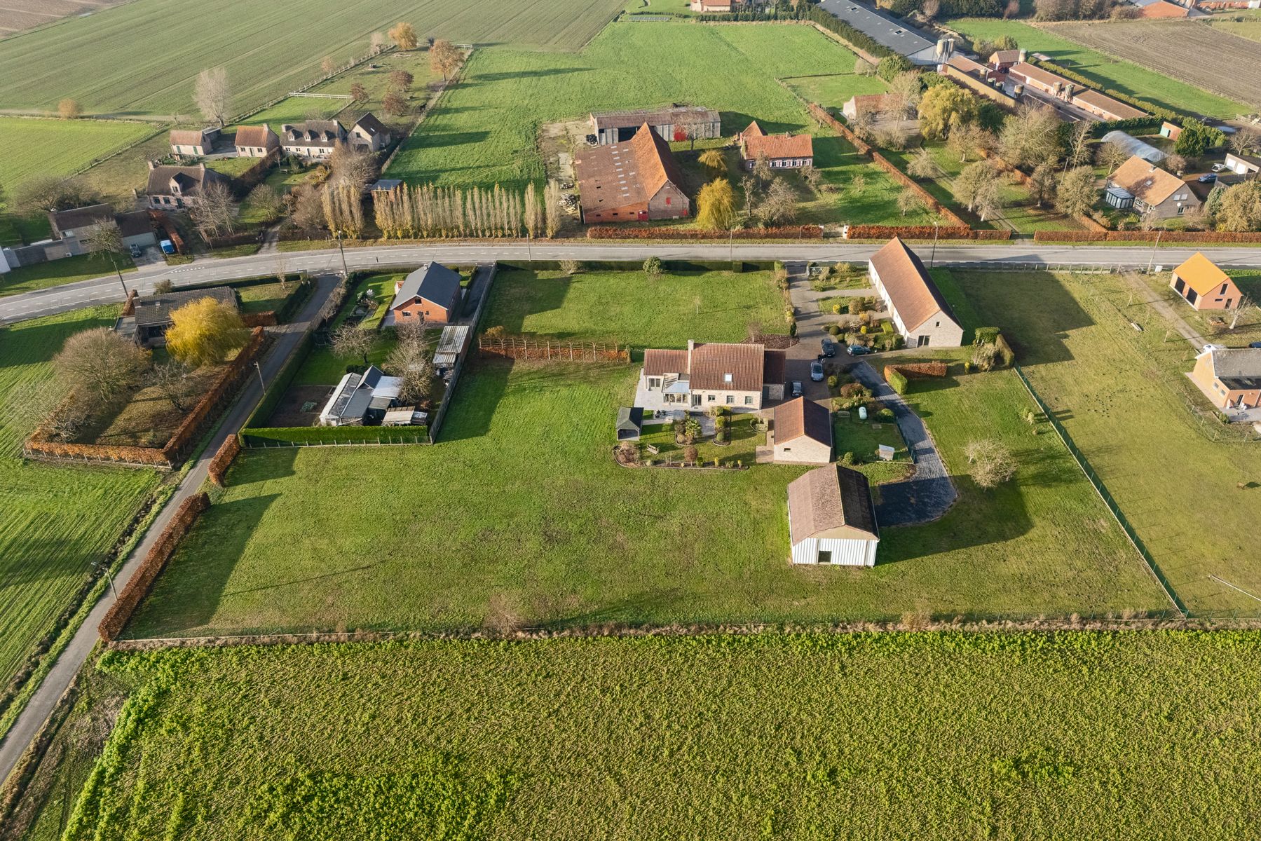 Unieke woning met een openzicht te Knesselare! foto 28