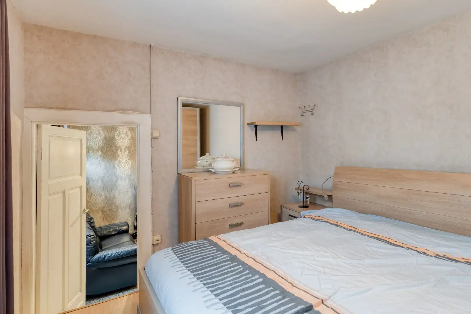 Te renoveren halfopen woning met 3/4 slpks op 542 m² (zuidgericht) te St.-Jozef-Olen ! foto 19