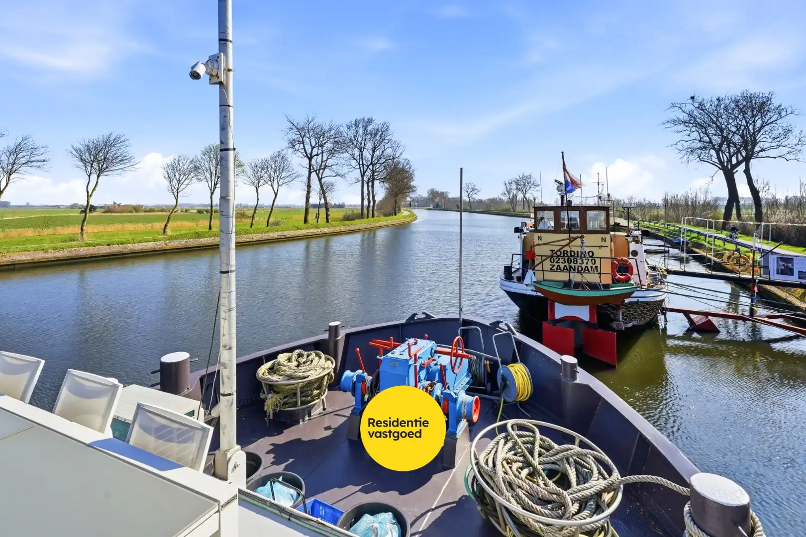 Unieke woonboot met B&B en vergunde ligplaats in Plassendale foto 6