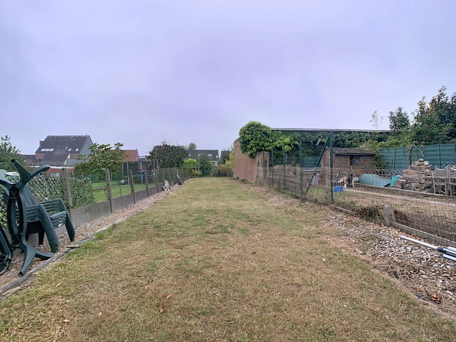 Rustig gelegen, Ruime Woning met 3 SLPK, Tuin én Garage! foto 21