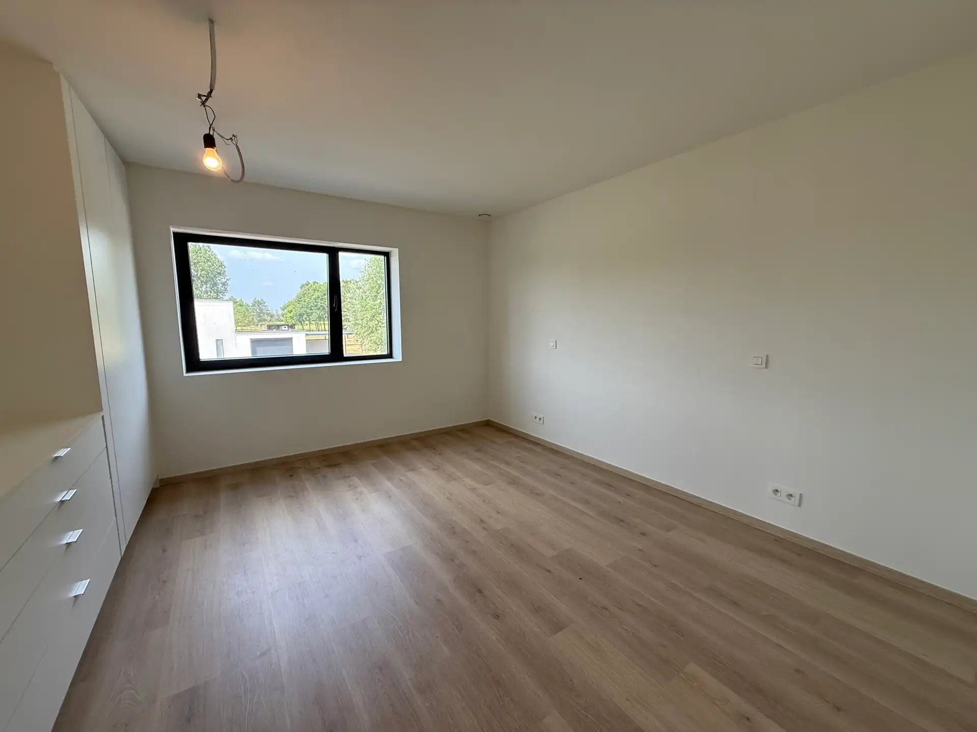 LEDE - Unieke Designvilla met grote tuin. foto 17