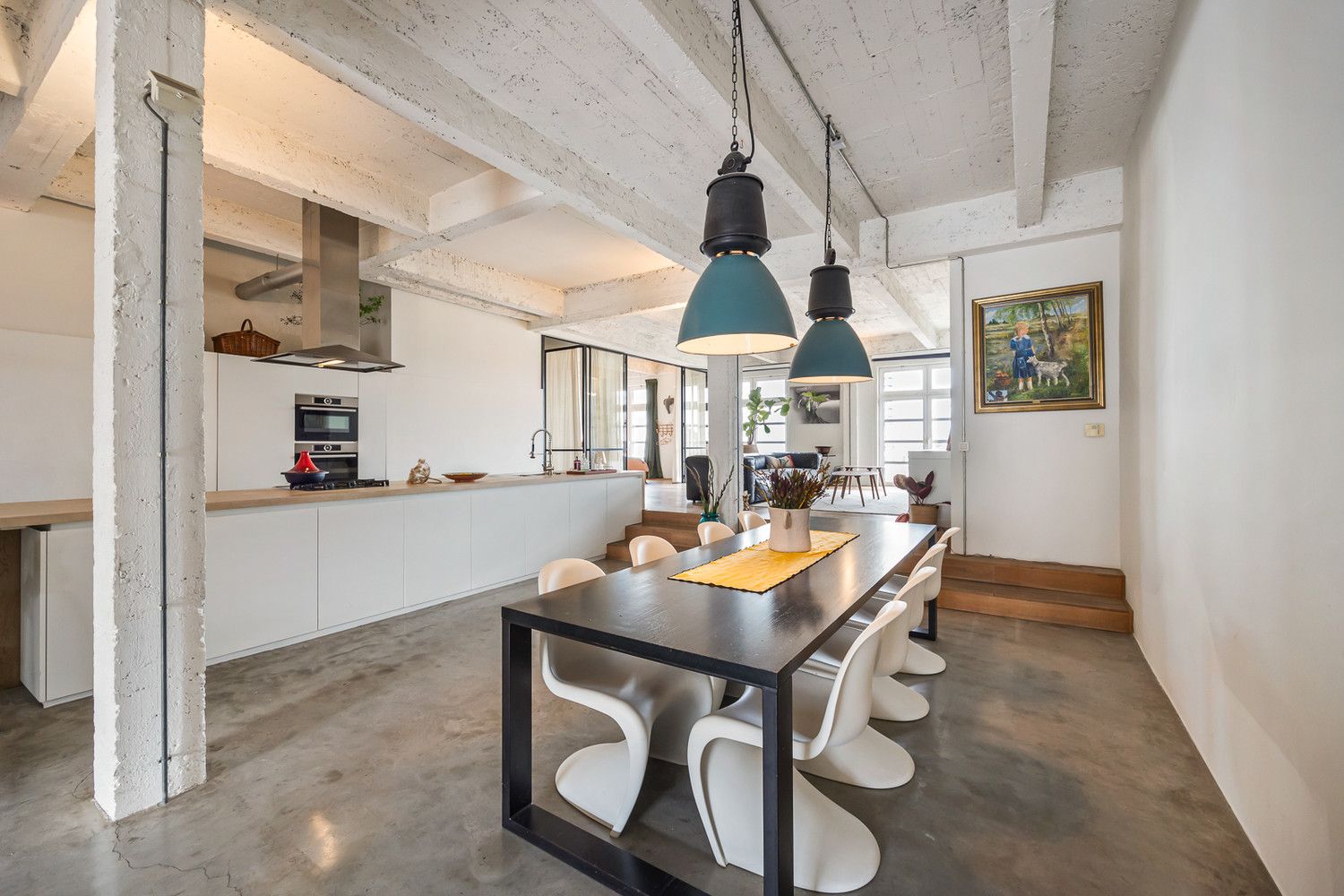 Zalige loft van 161m² (EPC A!) met zonnepanelen en heerlijk zonneterras in rustig, groen woonerf aan het Eilandje! foto 6
