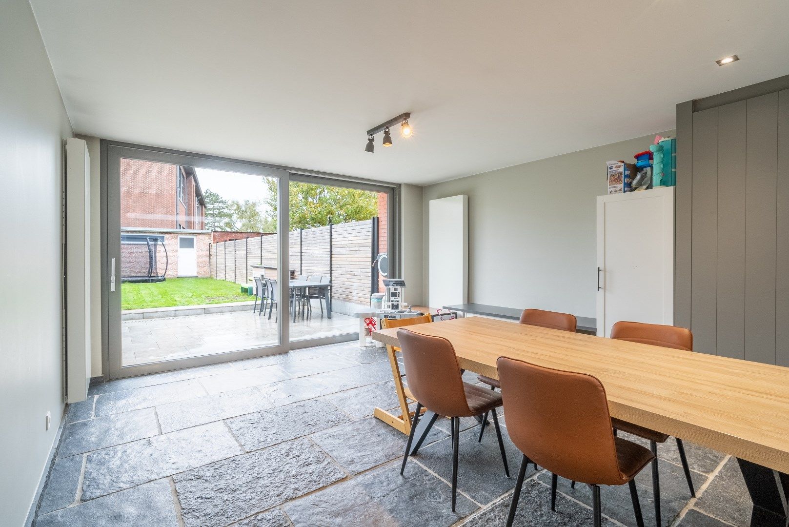 Instapklare woning met 3 slaapkamers en tuin.  foto 6