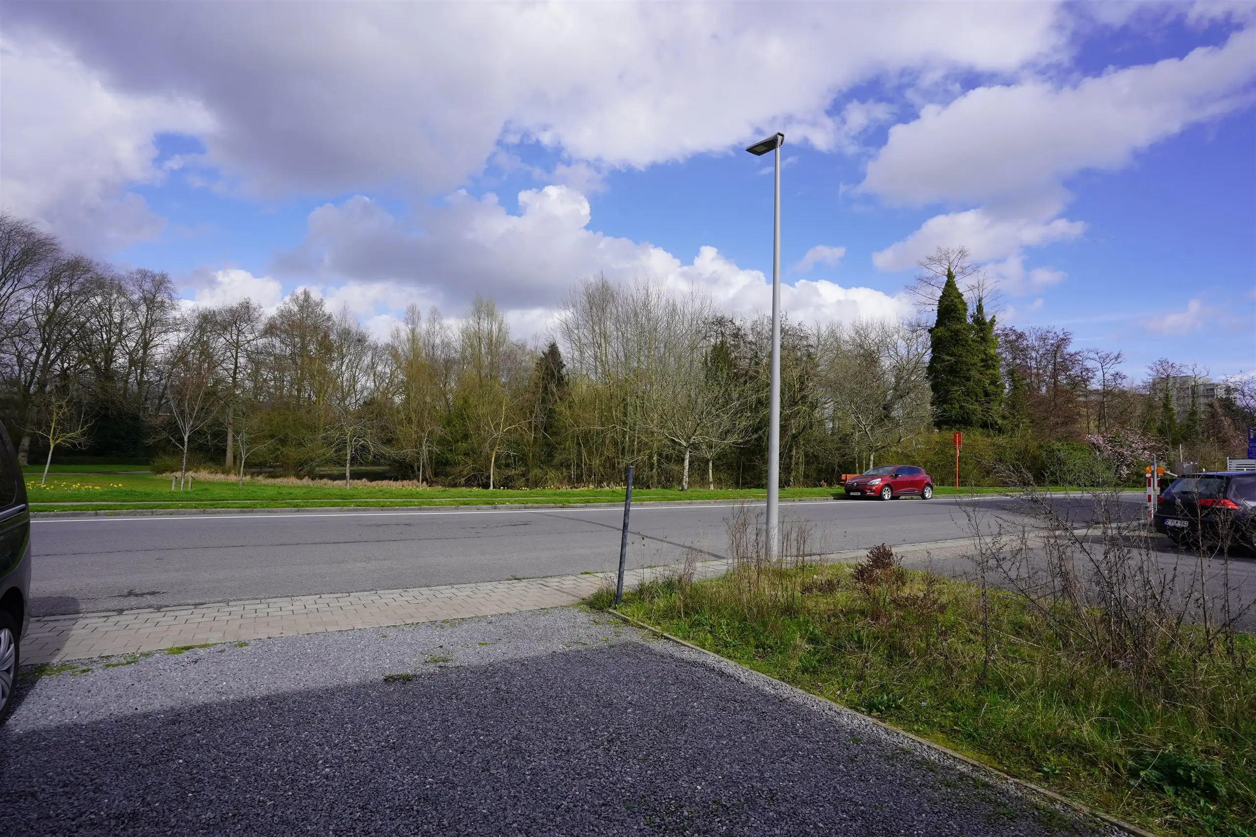 Interessante woning met grote garage en tuin, 3 slaapkamers foto 19