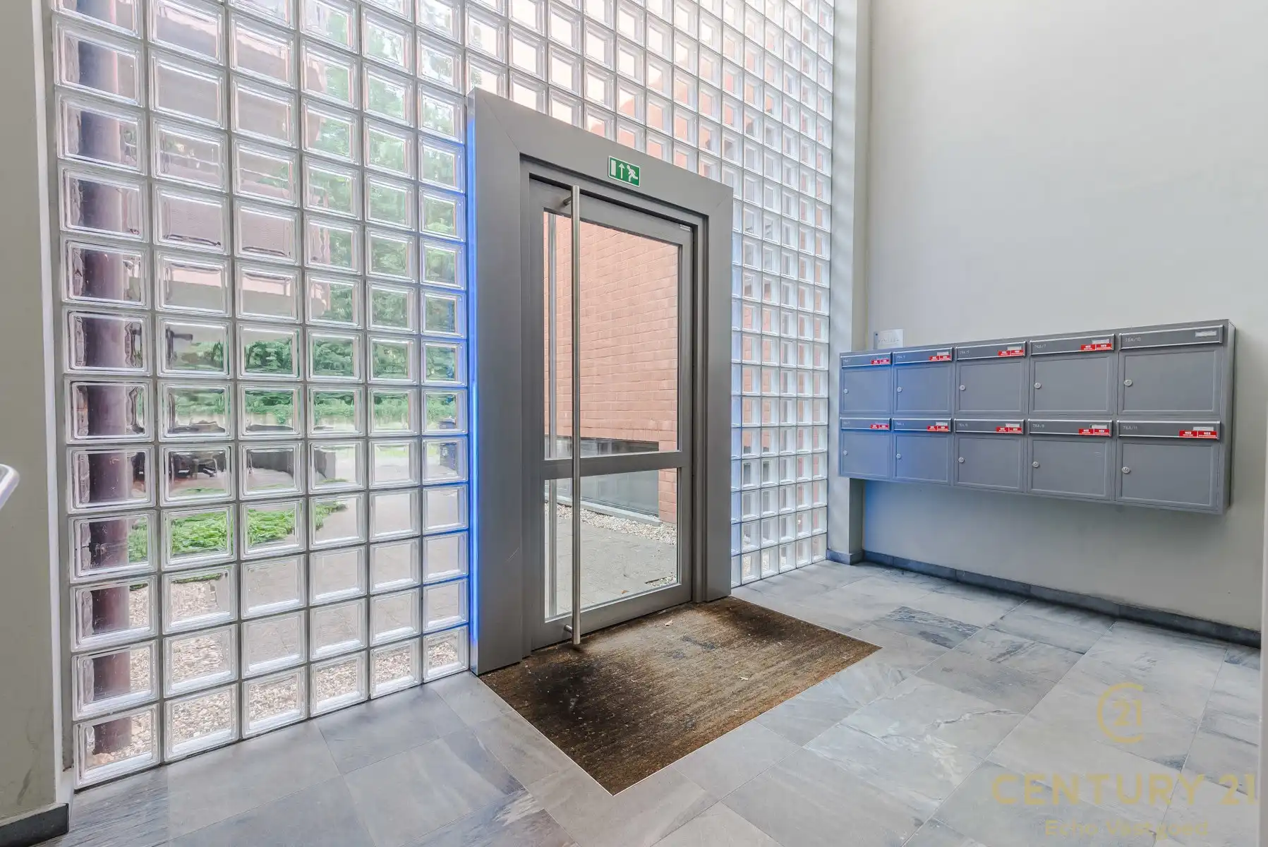 Luxe, ruime penthouse (192m²) met groot terras tegen het bos foto 4