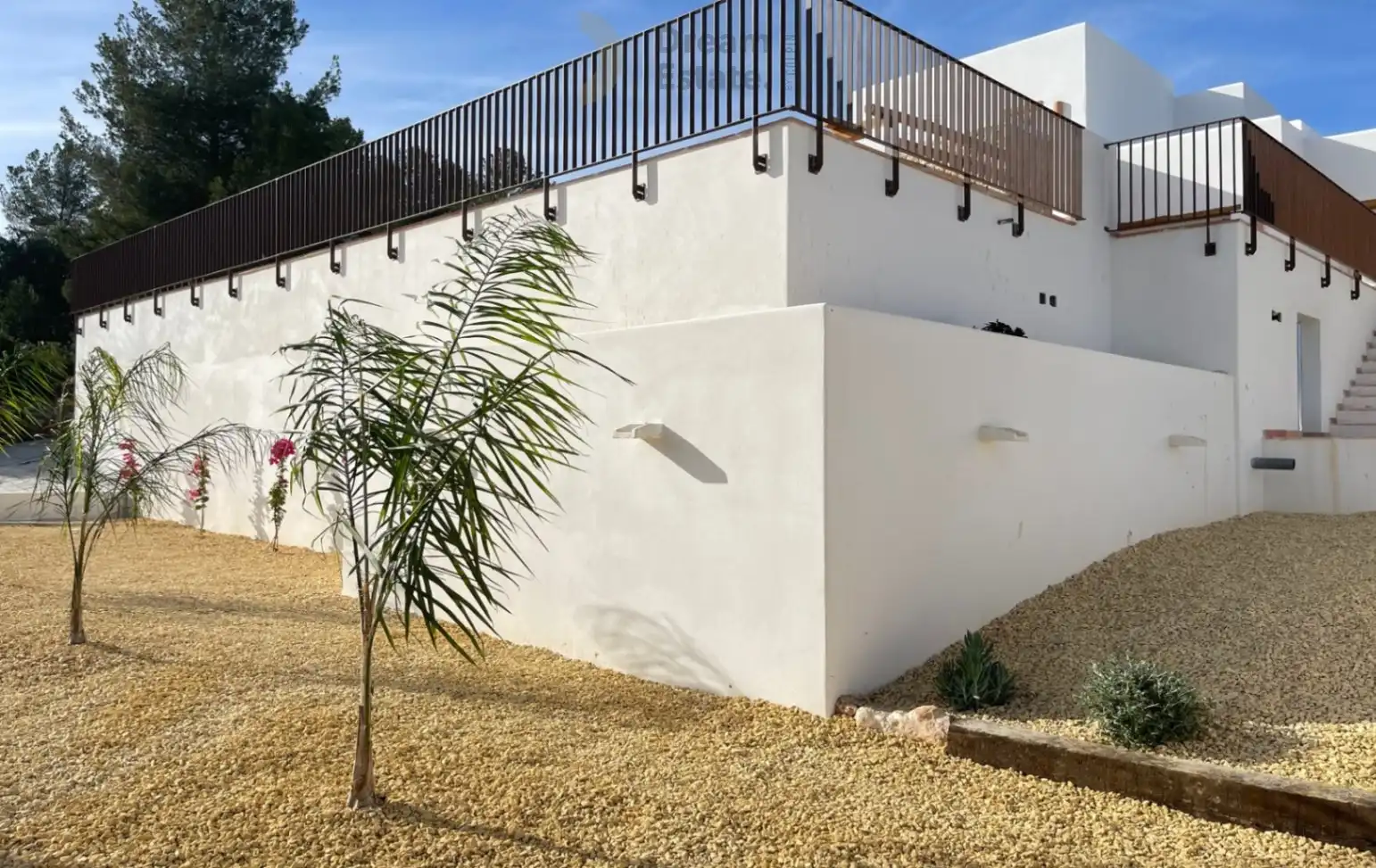 Luxe Ibiza-Style Villa met Panoramisch Bergzicht foto 10
