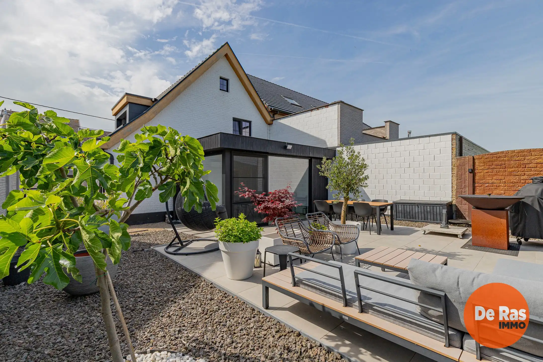 LEDE – Gerenoveerde HOB met mooie tuin in een rustige buurt foto 2