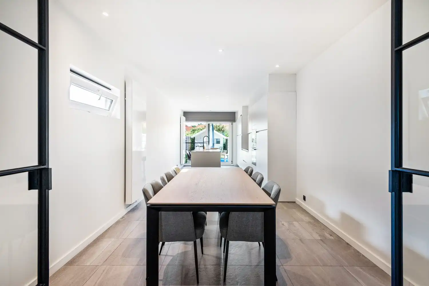 Stijlvol gerenoveerde woning met 3 slaapkamers op toplocatie nabij centrum Lier foto 6