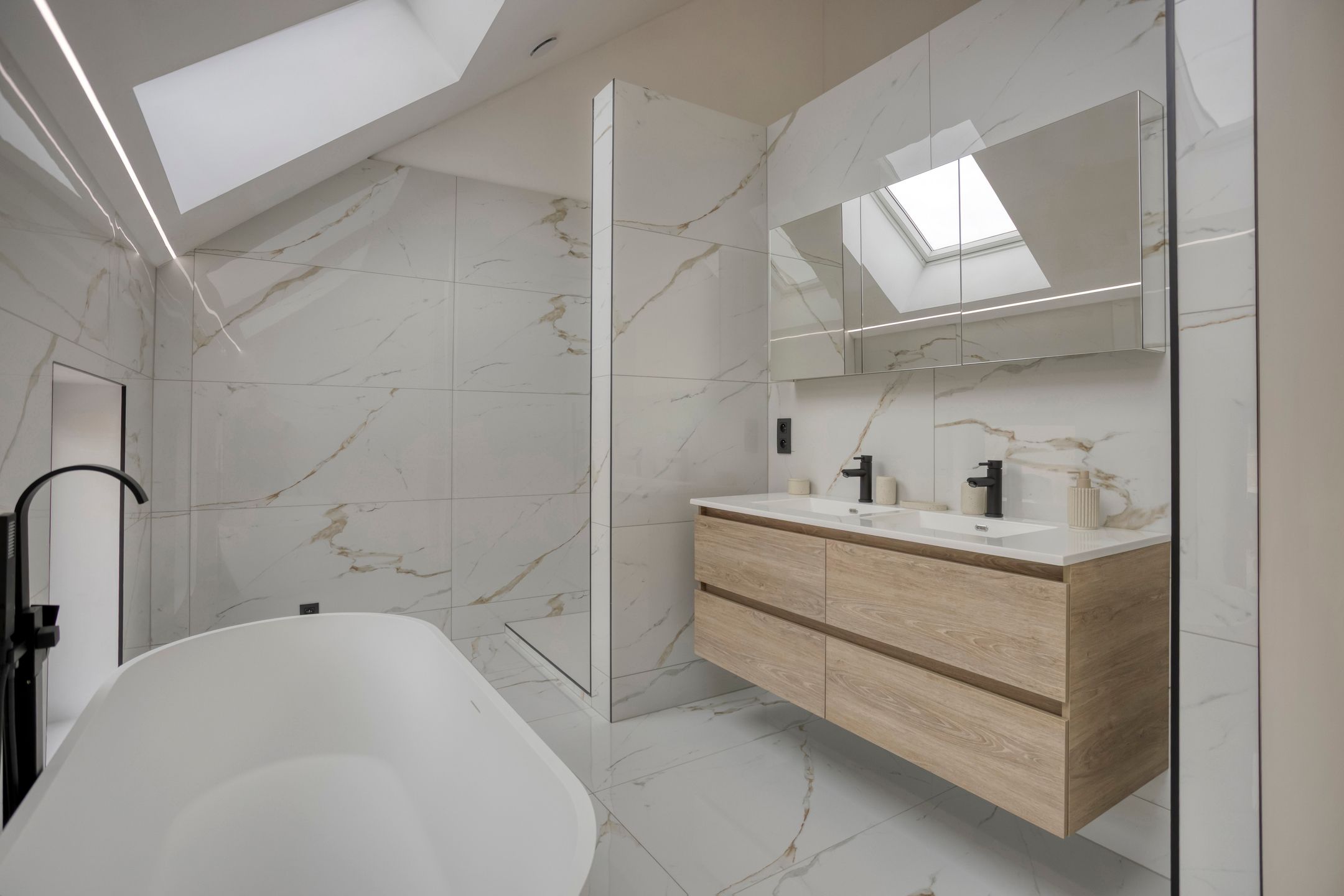 Moderne, energiezuinige woning met luxe afwerking foto 15