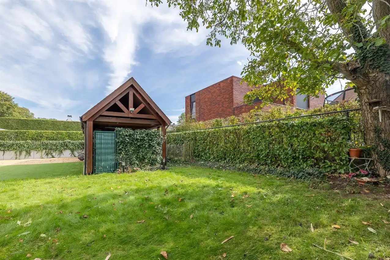Karaktervolle en instapklare woning met zonnige tuin nabij het Gras- en Crauwelsbos foto 50