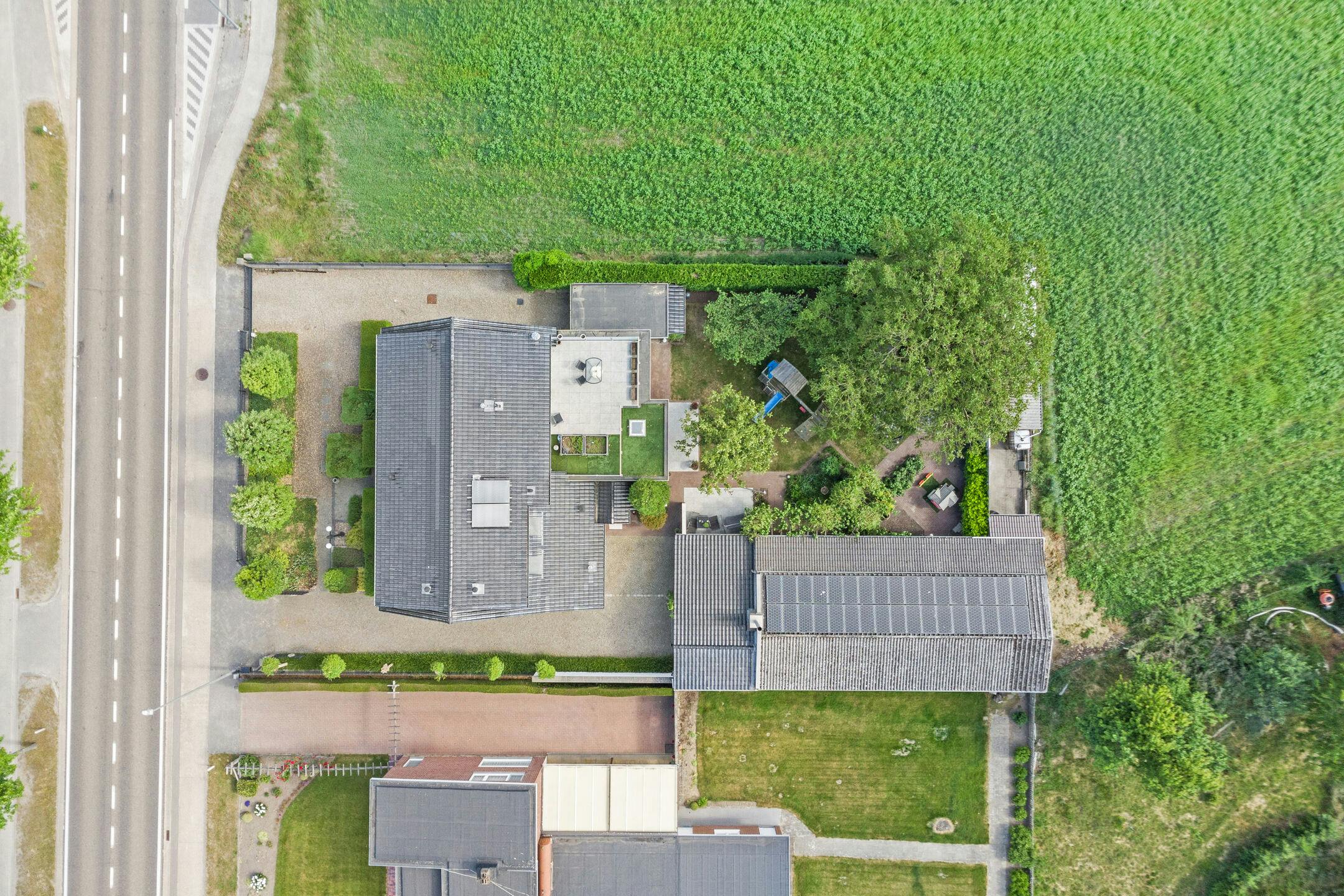 Riante zorgwoning/kangoeroewoning met loods te koop foto 41