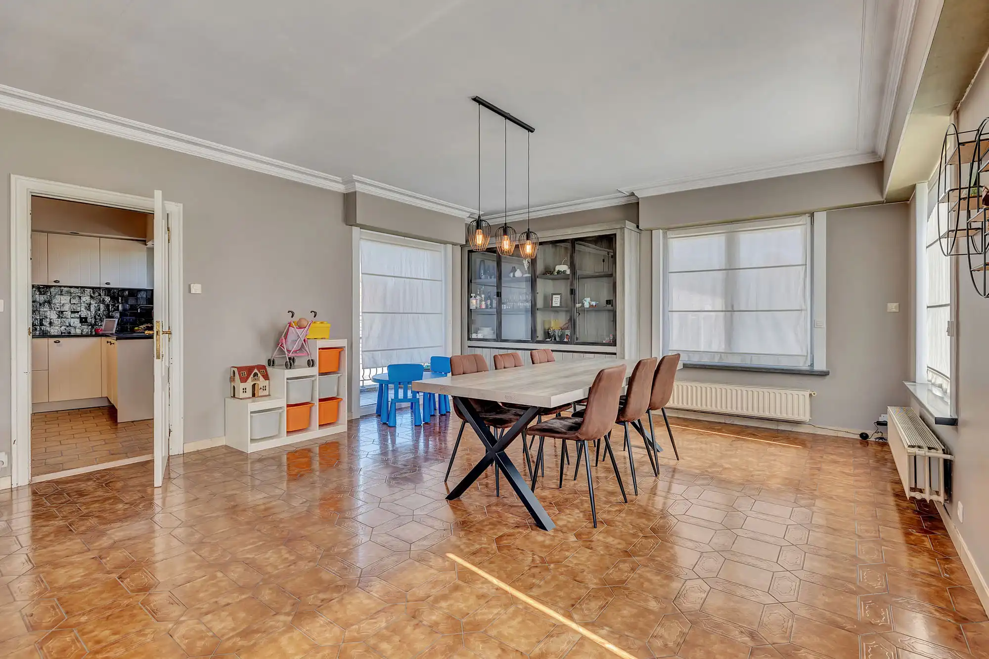 Ruime gezinswoning met 4 slaapkamers foto 6