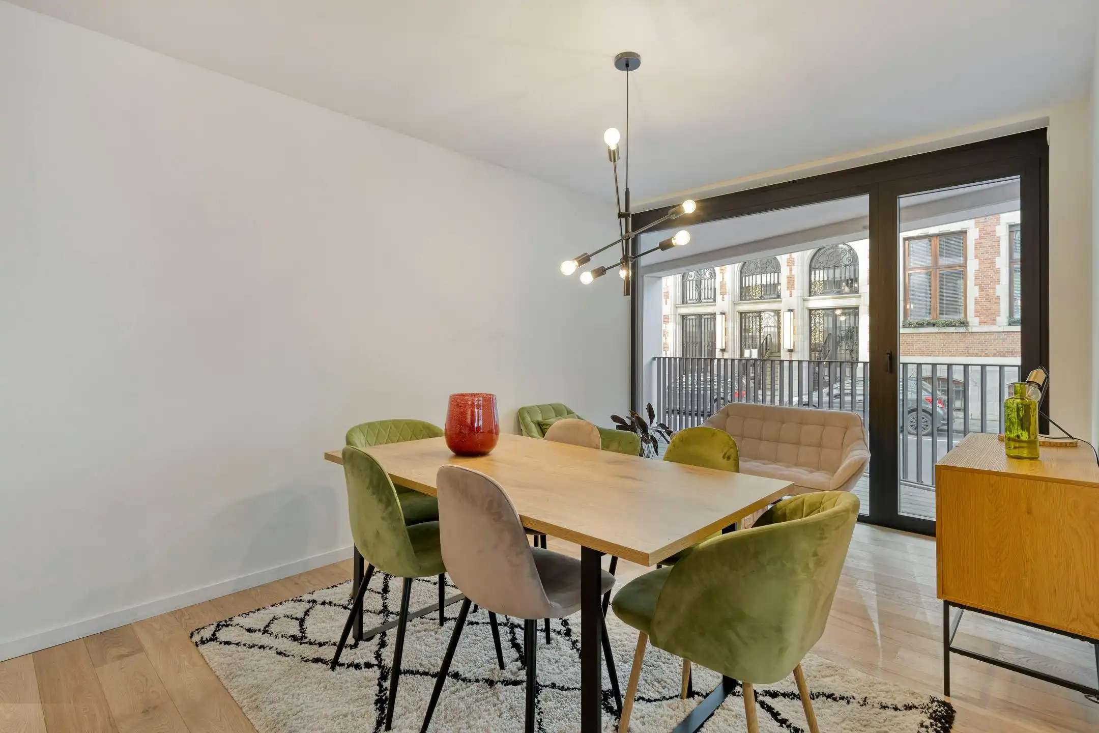 Modern en prachtig afgewerkt appartement in hartje Roeselare foto 9