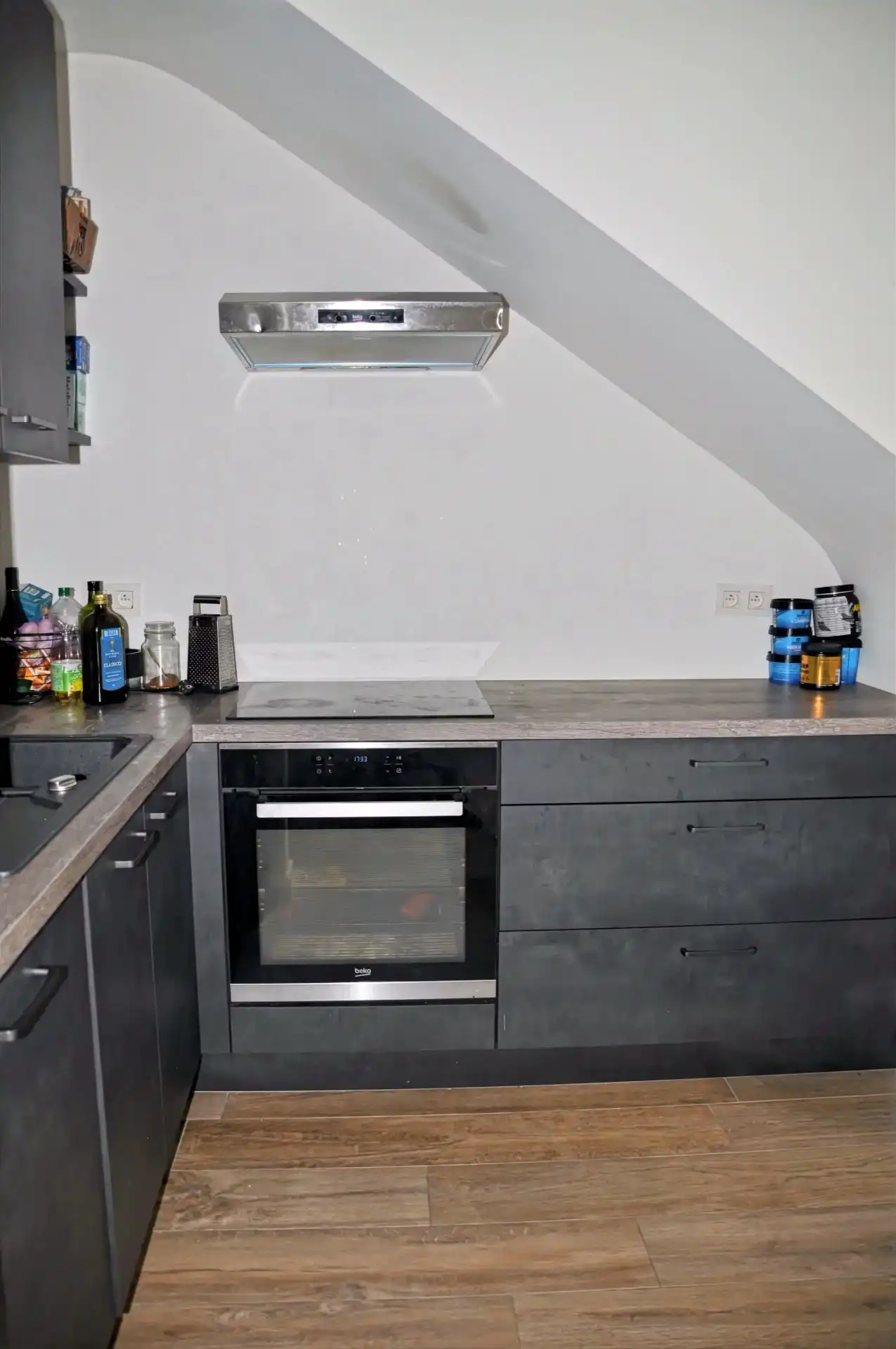 GEZELLIG APPARTEMENT MET 2 SLPKS VAN 74 M² OP EEN CENTRALE LIGGING IN HASSELT foto 9