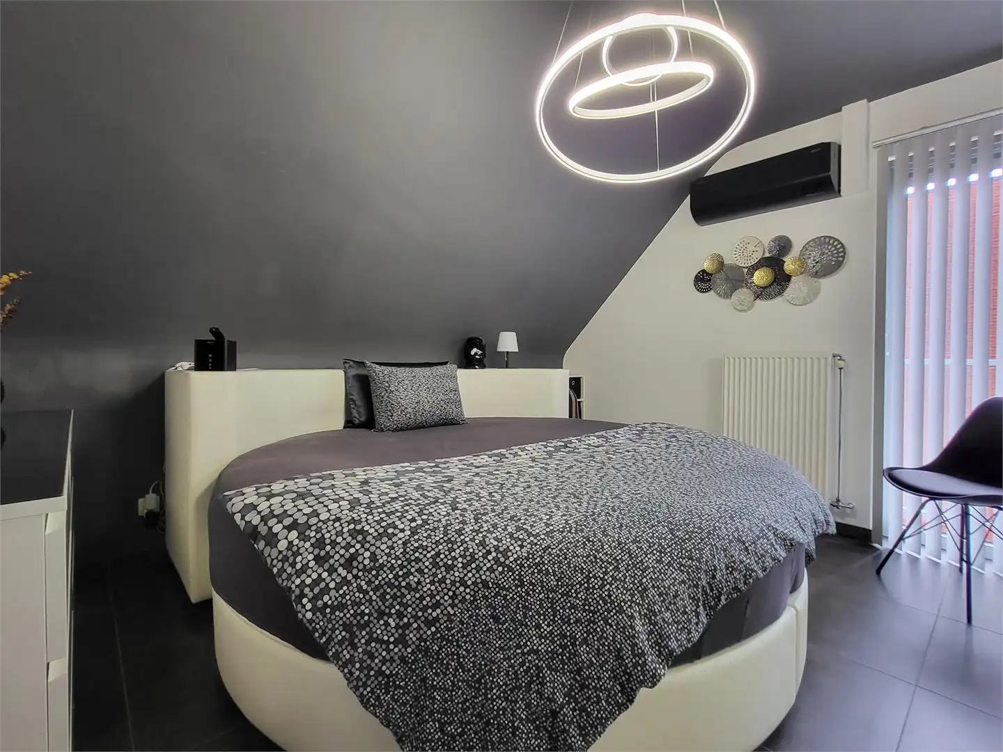 Op zoek naar een instapklaar appartement waar comfort en een uitstekende ligging samenkomen? foto 14