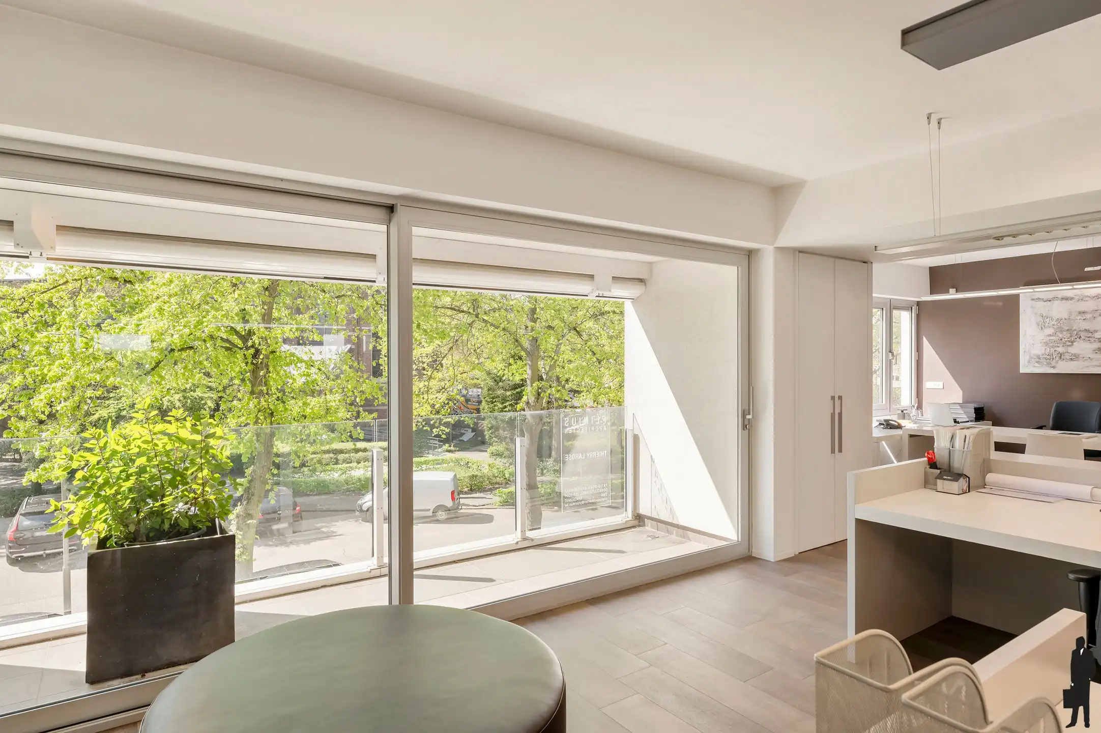 Luxueus kantoor (appartement), Patio Donk met terras en P foto 5