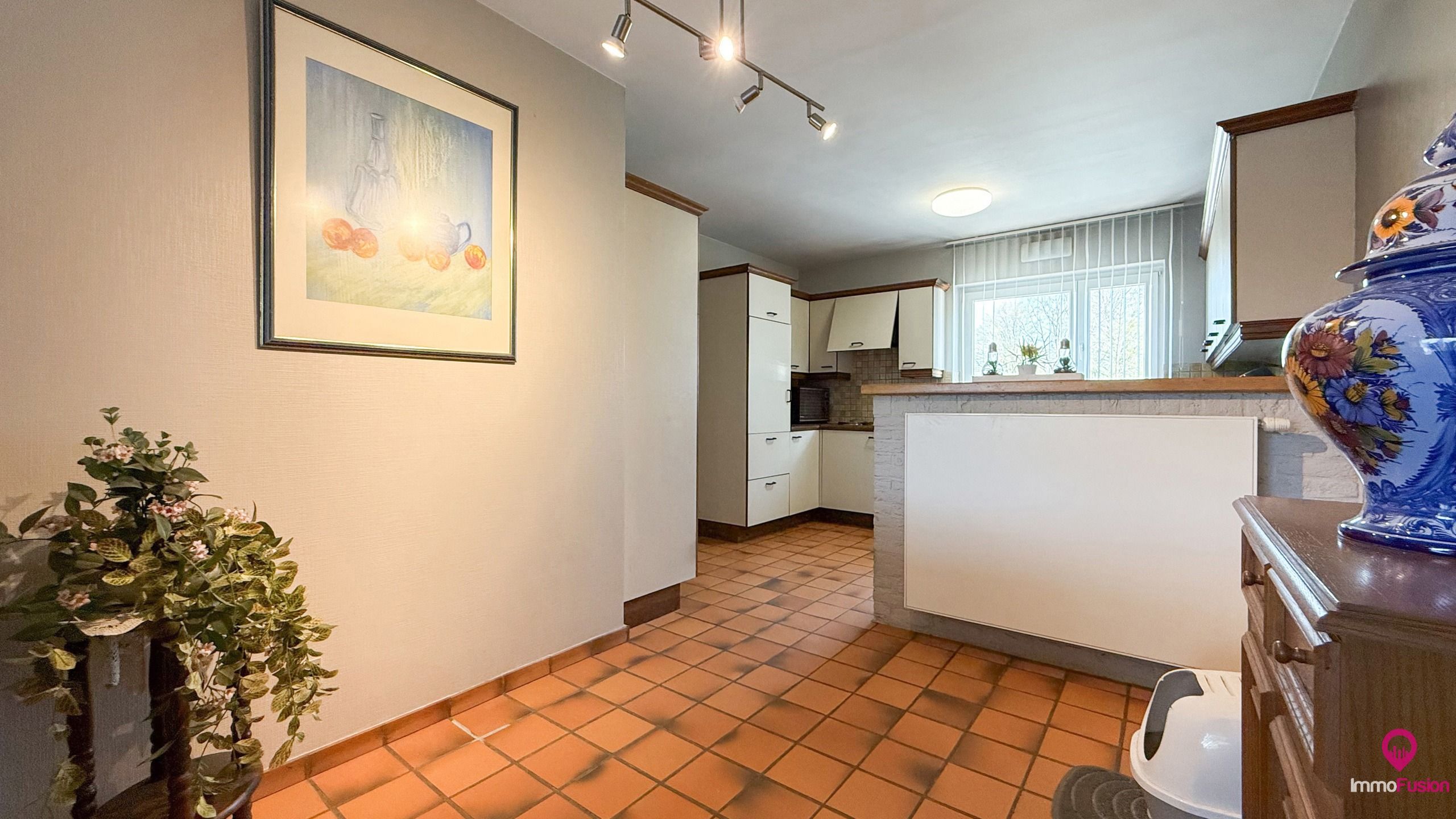 Charmante woning met 3 slaapkamers en inpandige garage! foto 5