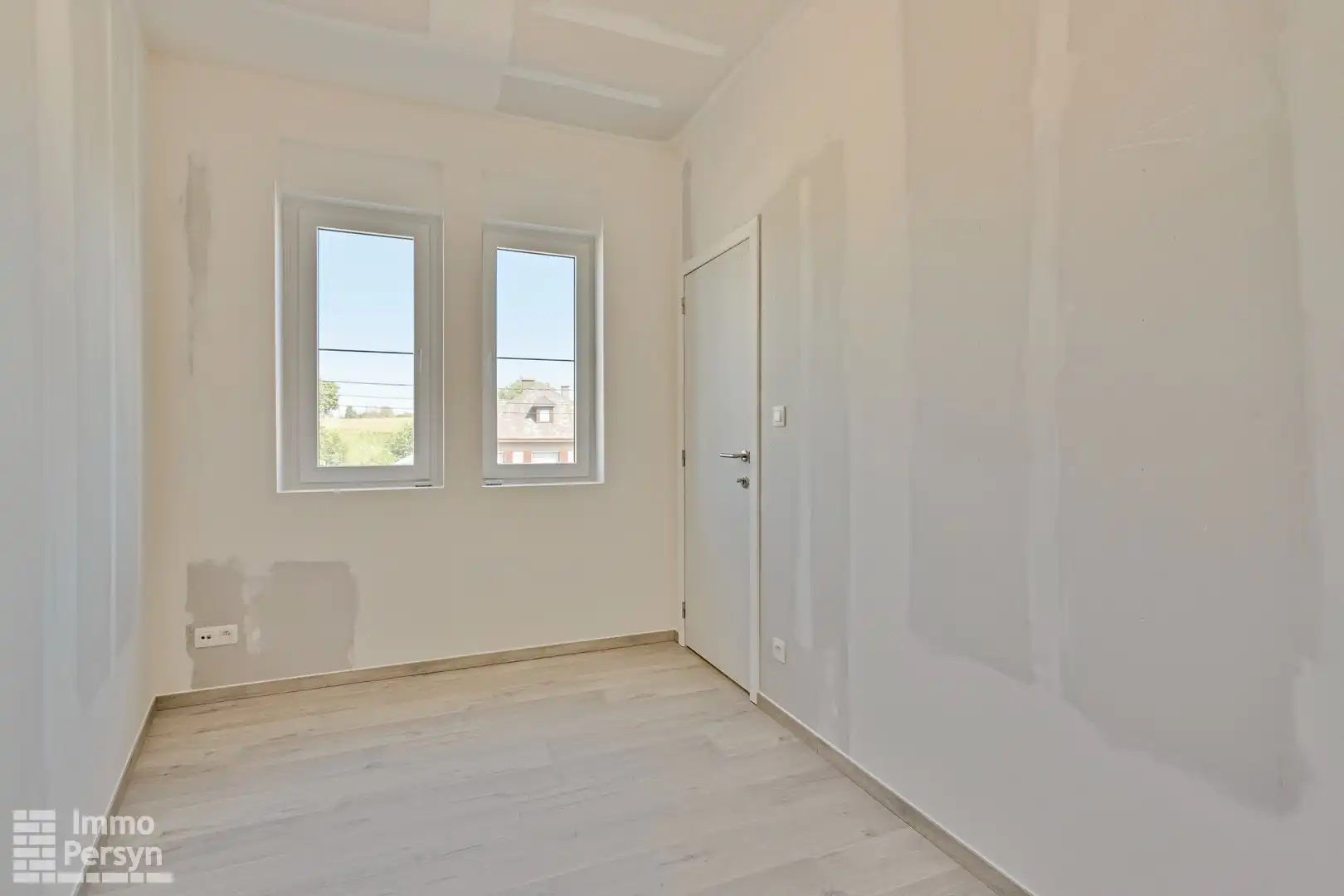 Instapklare halfopen bebouwing met 3 slaapkamers foto 21