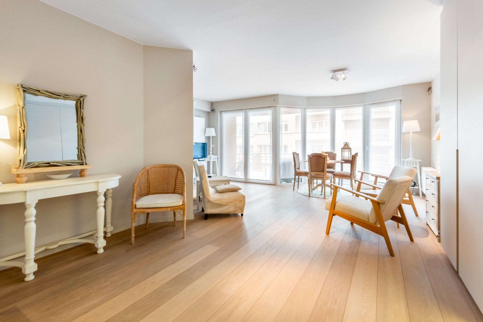 Mooi instapklaar appartement op de Dumortierlaan foto 4