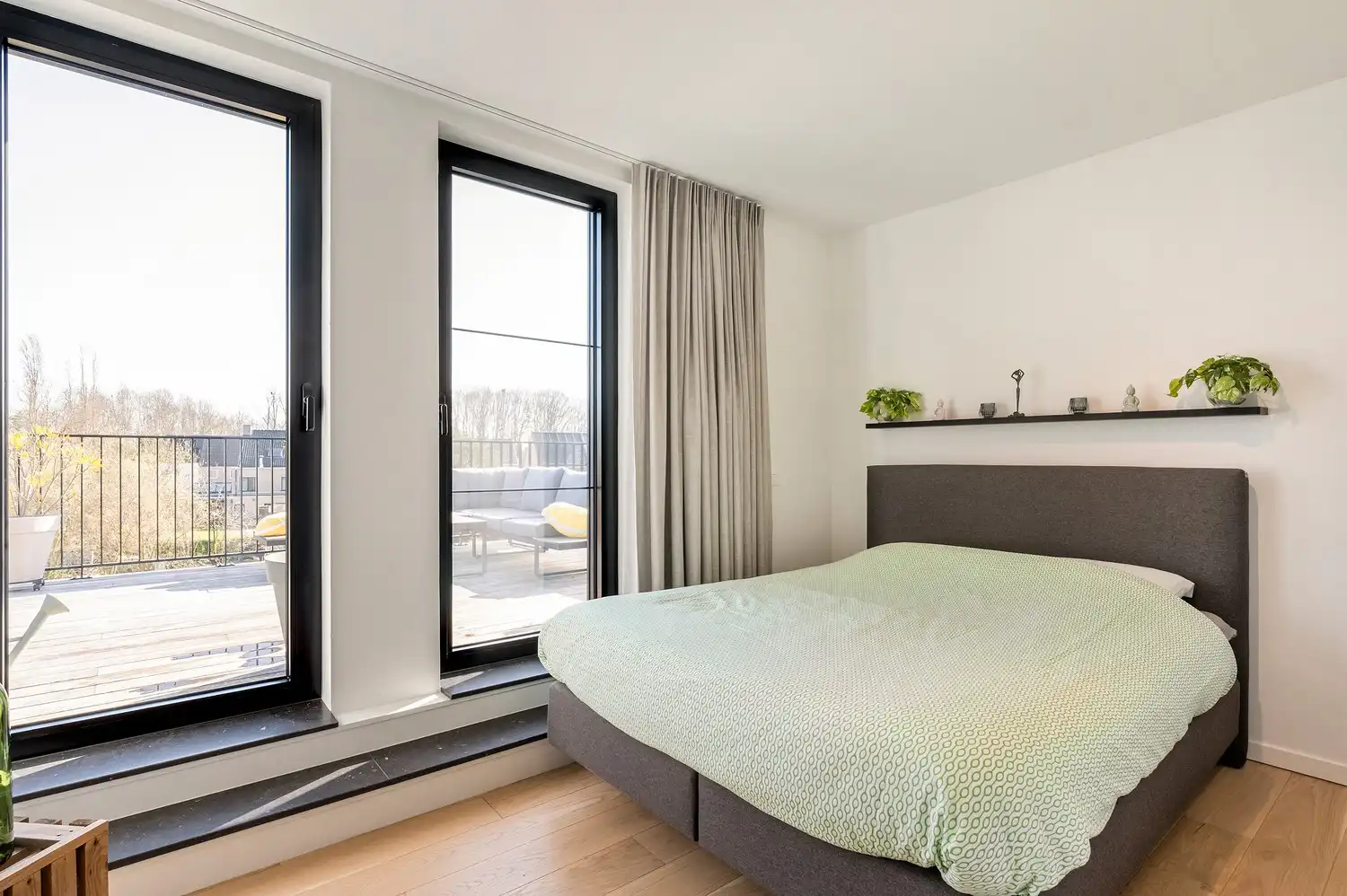 LUXE-APPARTEMENT I 2 STAANPLAATSEN I EPC= E19 I RUSTIG GELEGEN foto 14