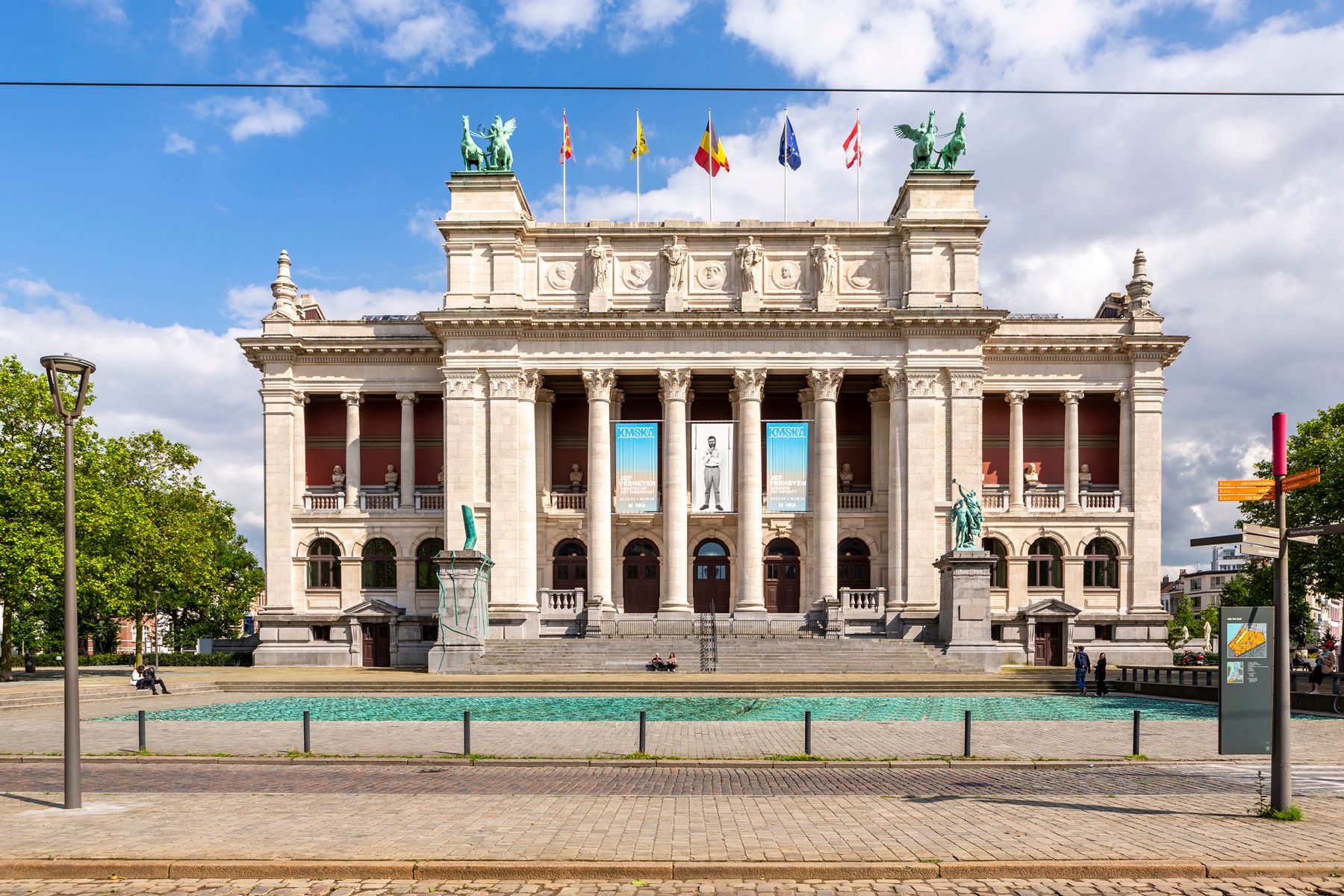 Exclusief bemeubeld appartement op toplocatie in ’t Zuid foto 5