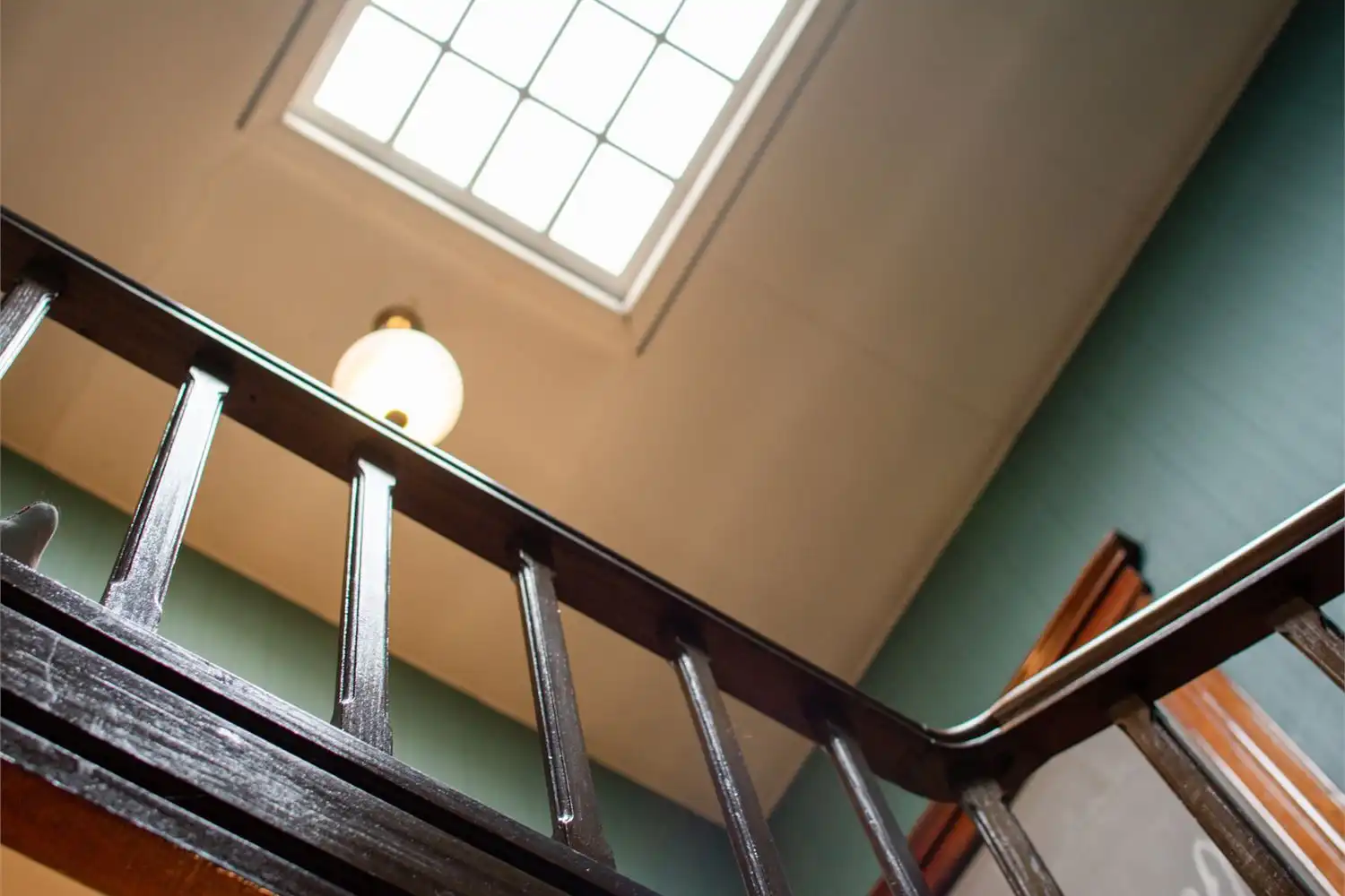 Verkocht: kevin@wellimmo.net voor meer info!  Instapklaar Art-Deco appartement met heerlijk zonneterras nabij 't Groen Kwartier en Zurenborg, voor liefhebbers! foto 7