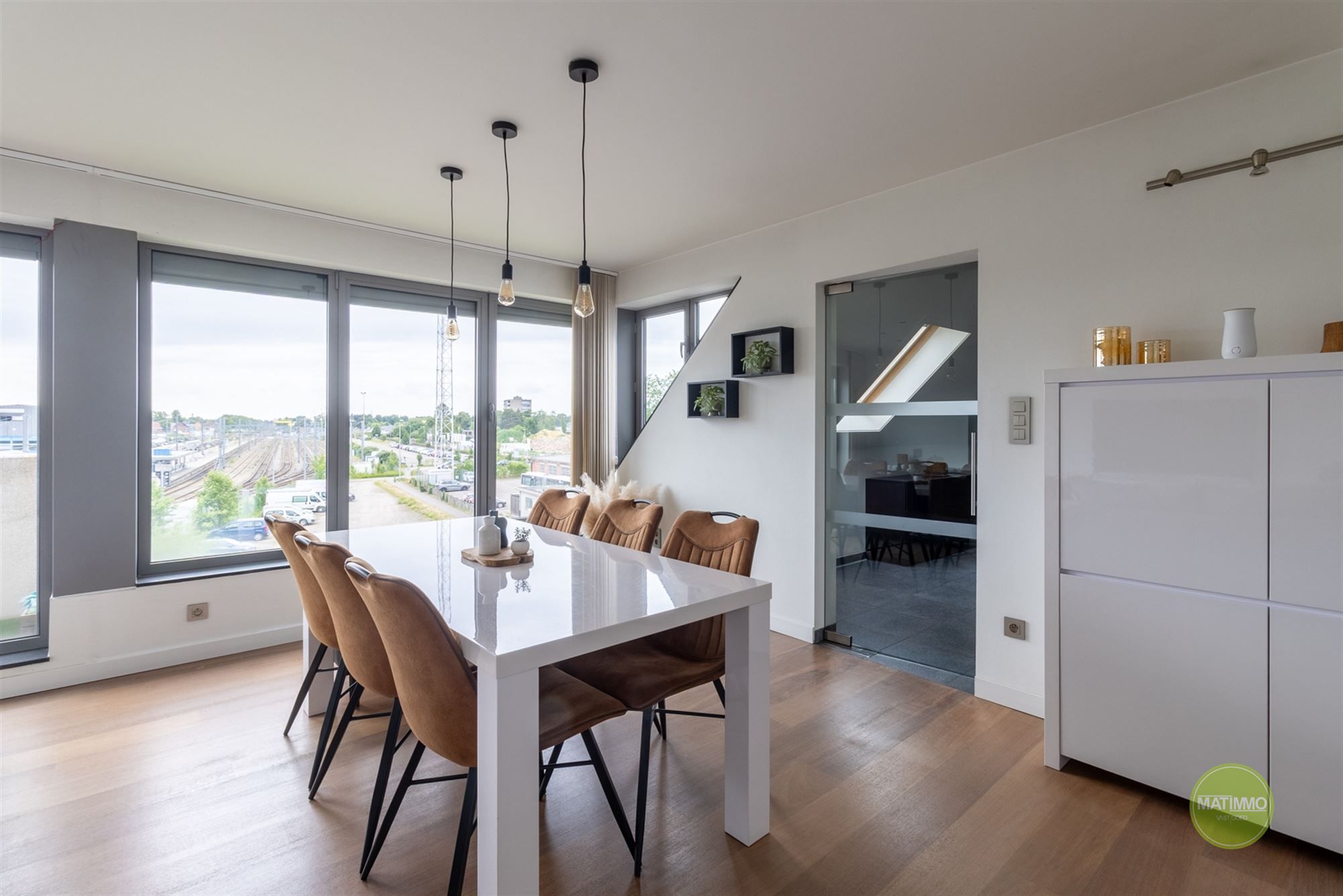 Penthouse met twee slaapkamers en ruim terras te Mol foto 6