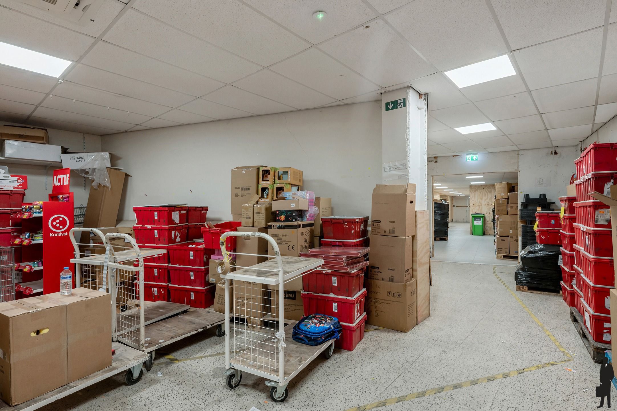 Commercieel gelijkvloers met magazijn – verhuurd aan Kruidvat (Deurne) foto 12