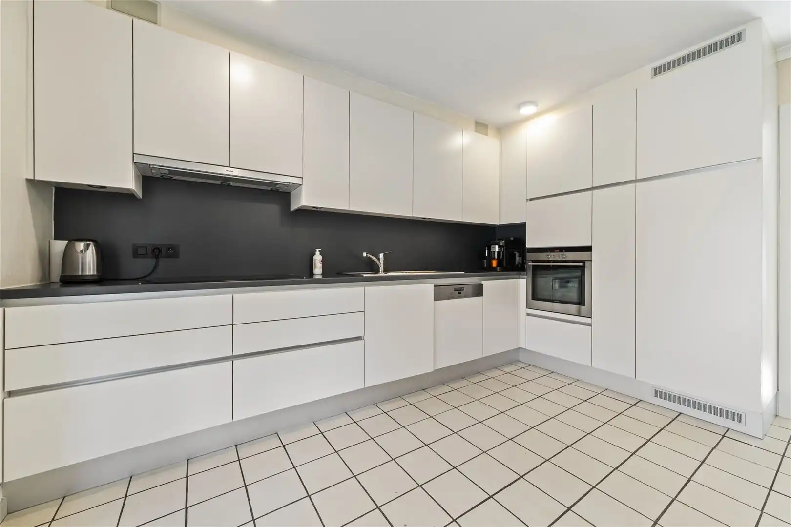 TE KOOP: Vrijstaande woning met 3 slaapkamers te Zonhoven!  foto 4