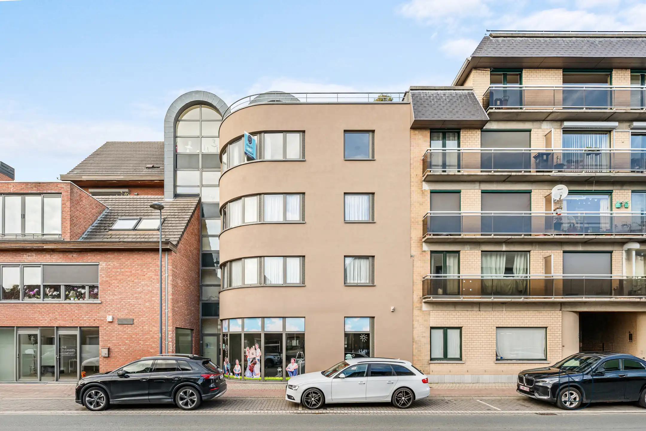 Appartement met ruim terras met zicht op de leie en garage foto 2