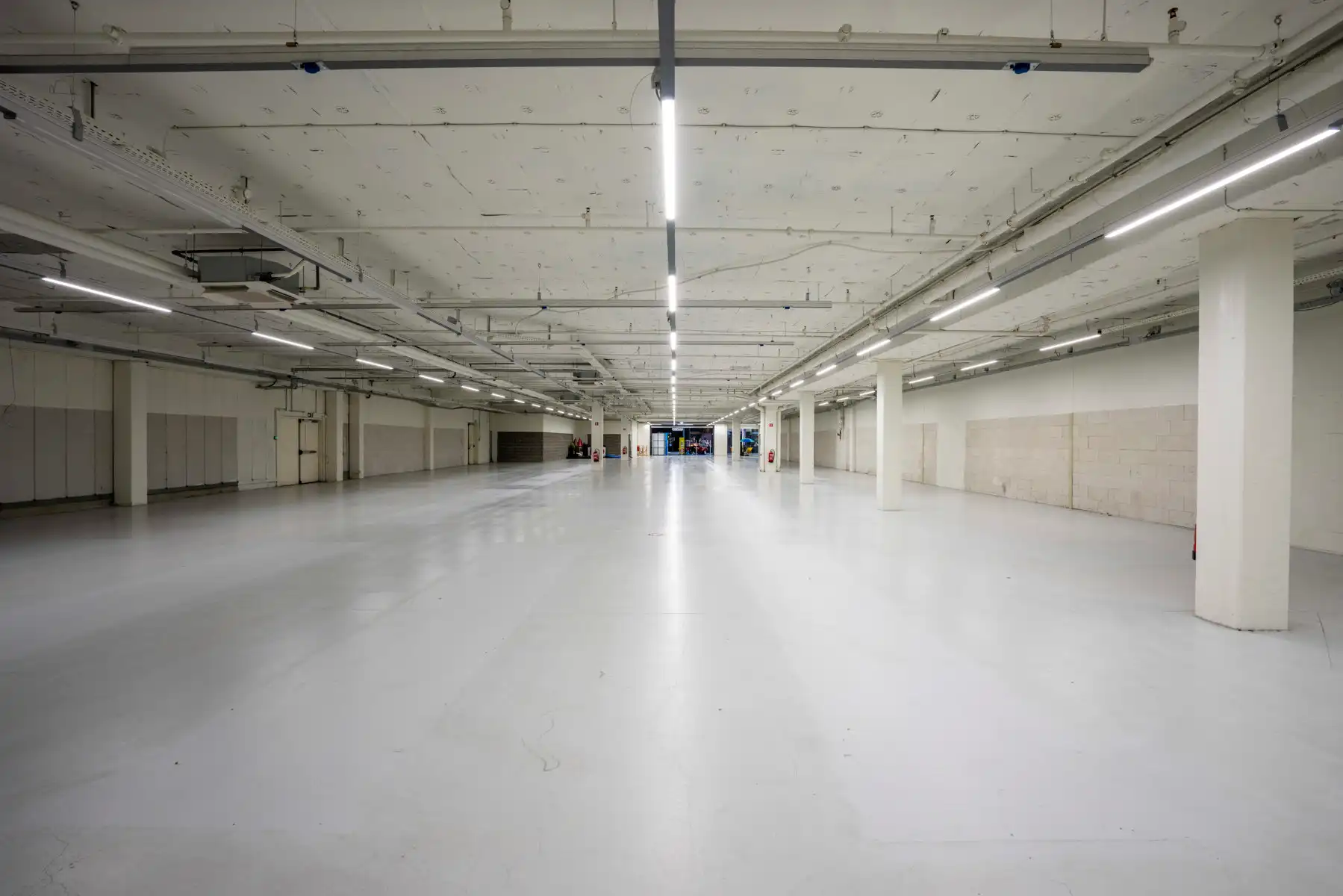 Commerciële toplocatie in Shopping Den Tir foto 6