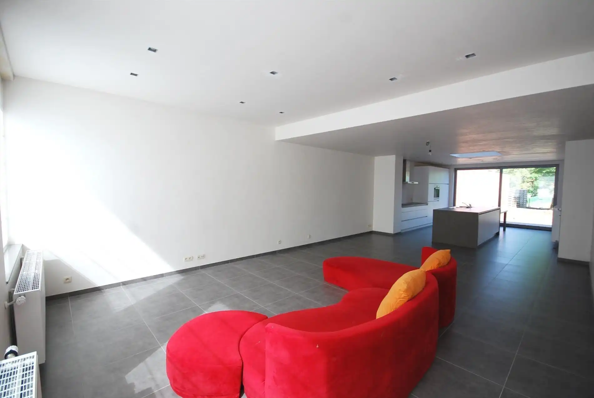RUIME WONING (211m²) MET RUIME INDELING EN VEEL LICHTINVAL foto 4